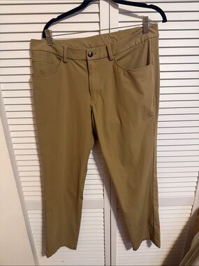 lululemon athletica Men's Chino-Style Pants in Khaki